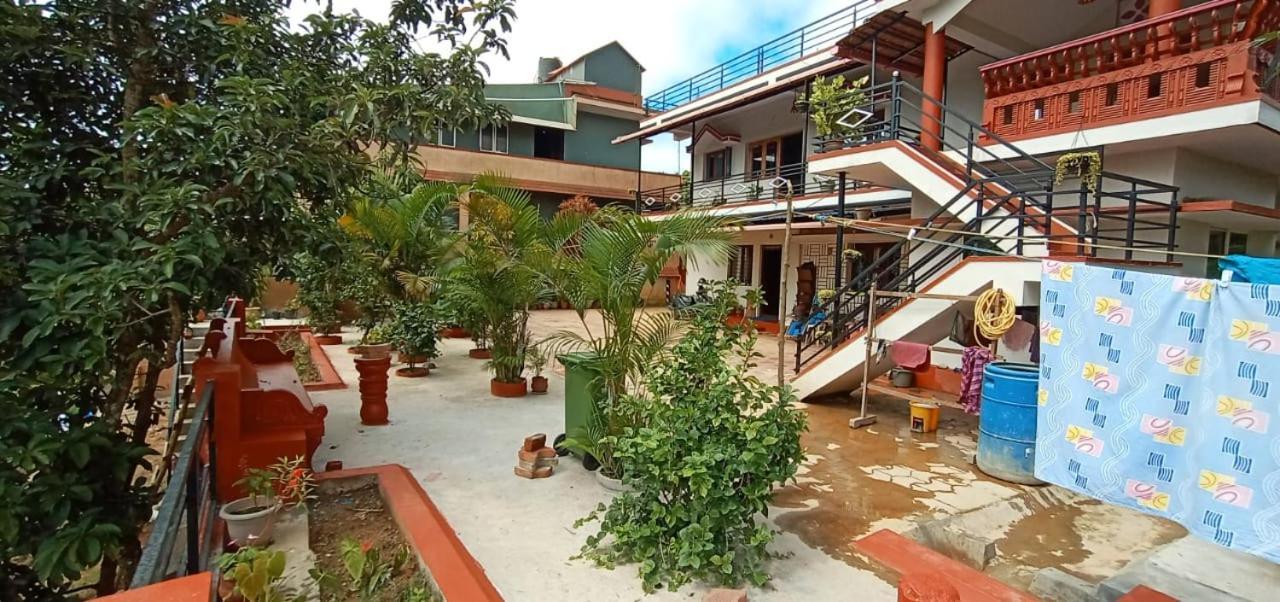 Coorg Girinivas Homestay 102 Madikeri Esterno foto