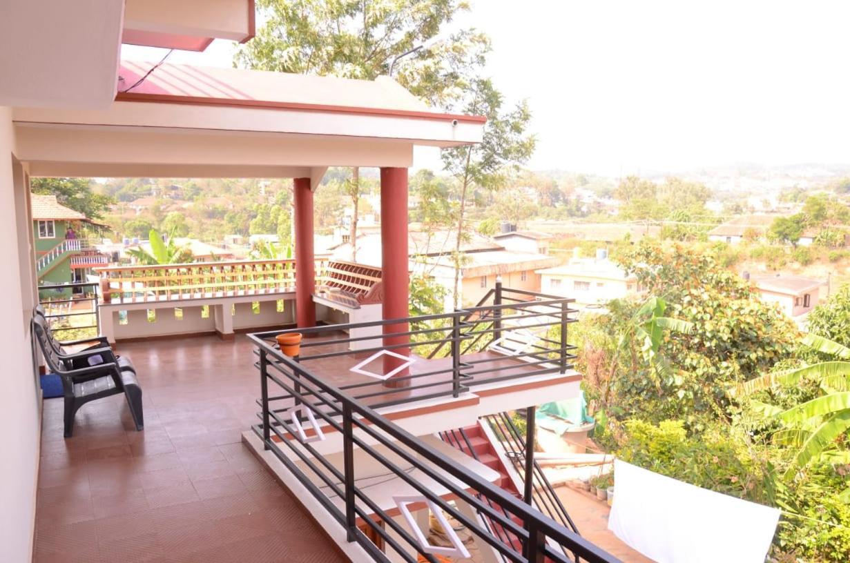 Coorg Girinivas Homestay 102 Madikeri Esterno foto