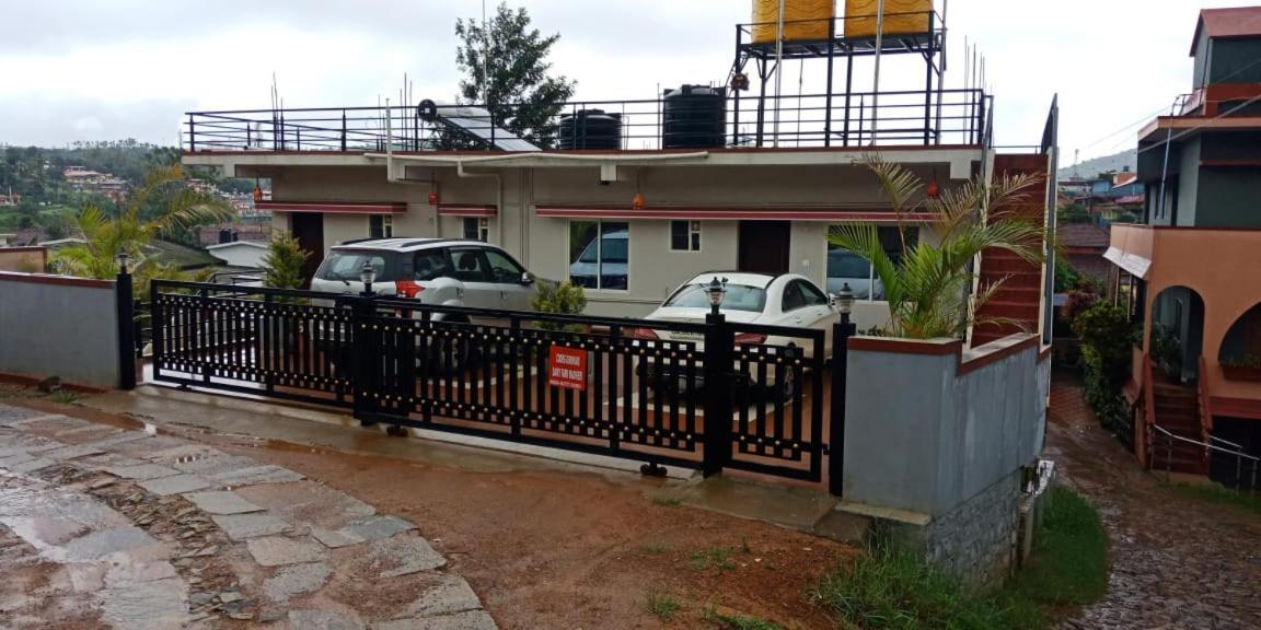 Coorg Girinivas Homestay 102 Madikeri Esterno foto